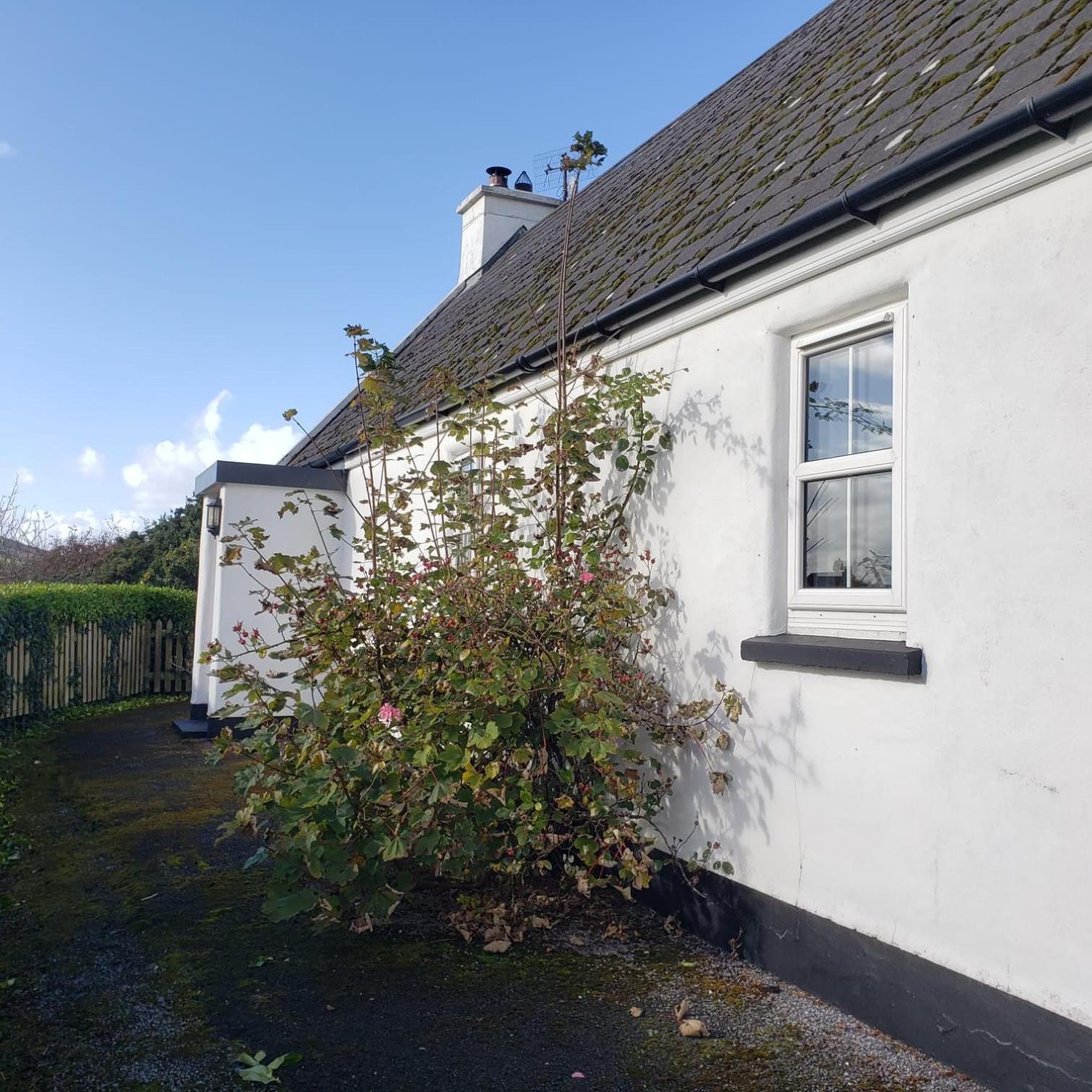 Louisburgh Cottages Екстер'єр фото